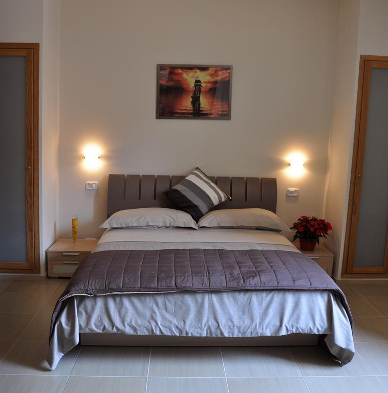 Vecchio Saracino - Carola 1801 Bed & Breakfast Агрополи Стая снимка